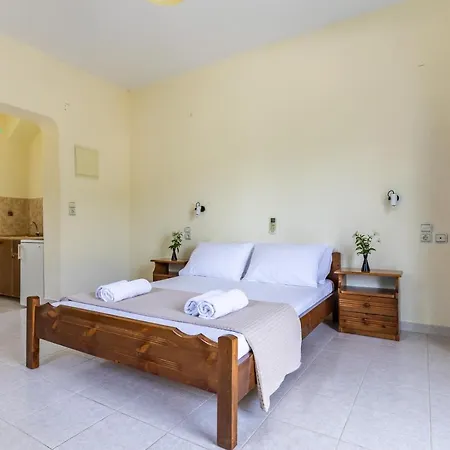 Skopelos Evergreen Apartments Stafylos Exterior photo