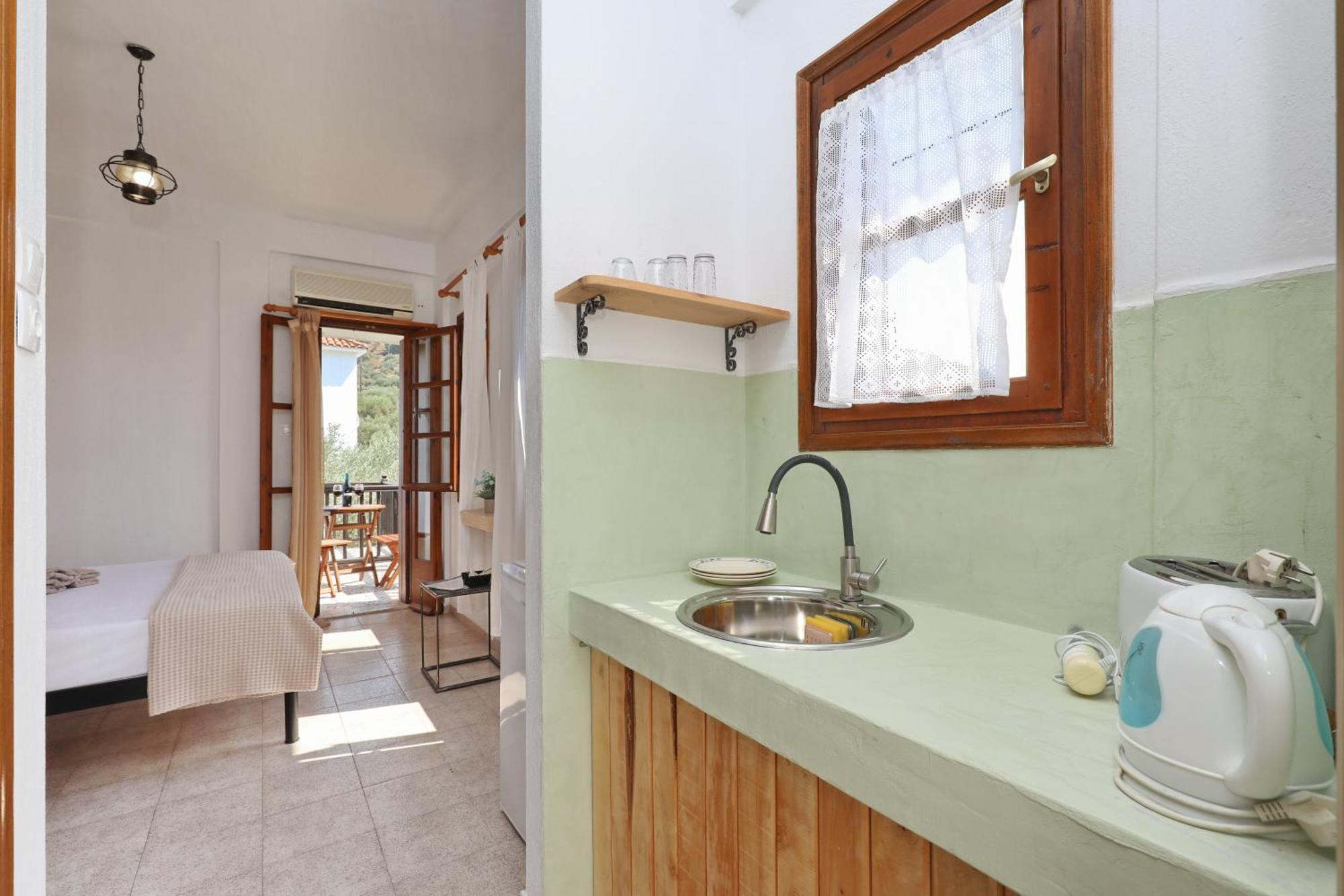 Skopelos Evergreen Apartment