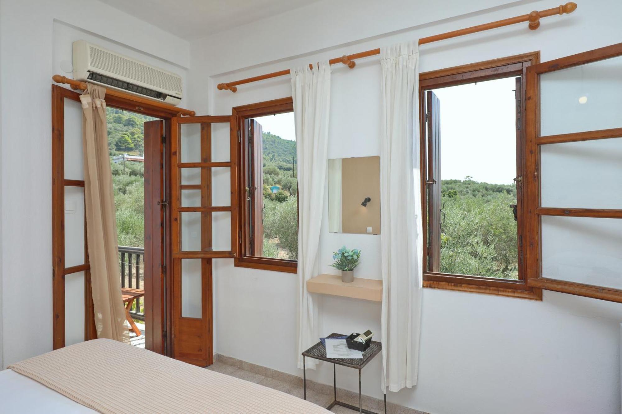 Skopelos Evergreen Apartment