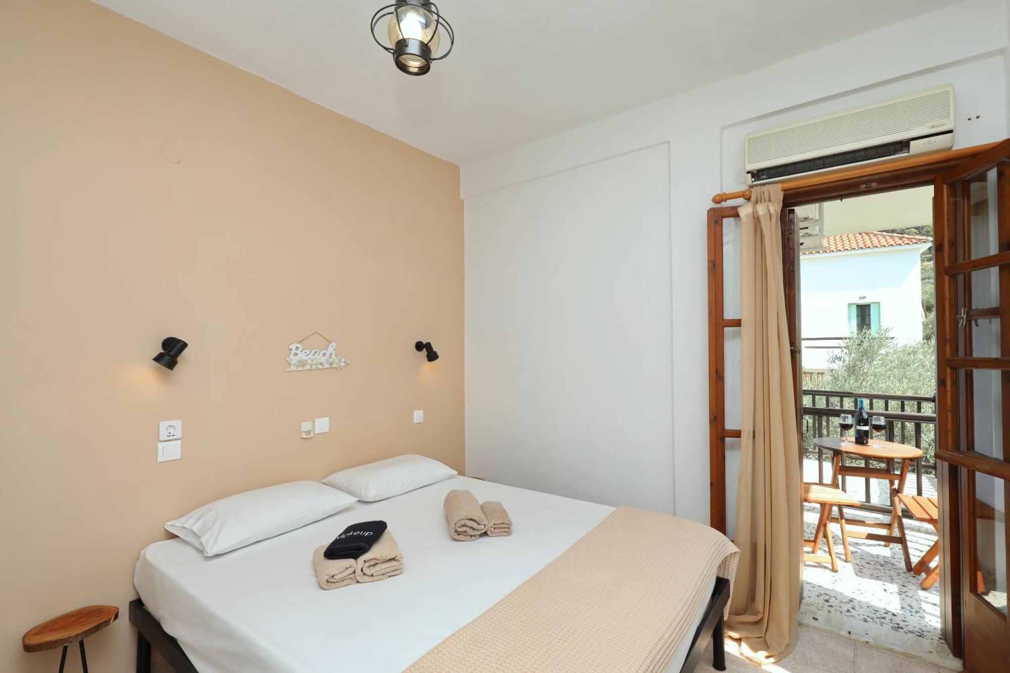 Skopelos Evergreen * Stafylos